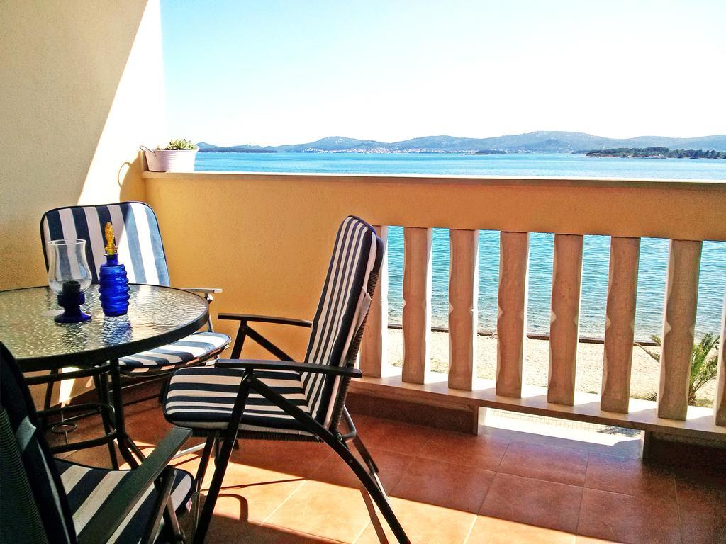 Beach Apartment Sveti Filip I Jakov - Turanj 外观 照片